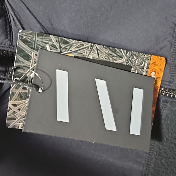 The Very Warm Men's Polartec Black Fleece Vest Size Medium New - Picture 2 of 7